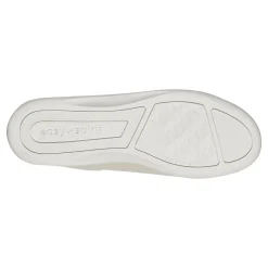 AP1 Canvas Walking Shoes