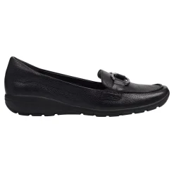 Avienta Casual Loafers