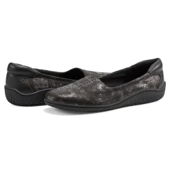 Gift Slip On Flats