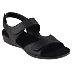 Hartwell Flat Sandals